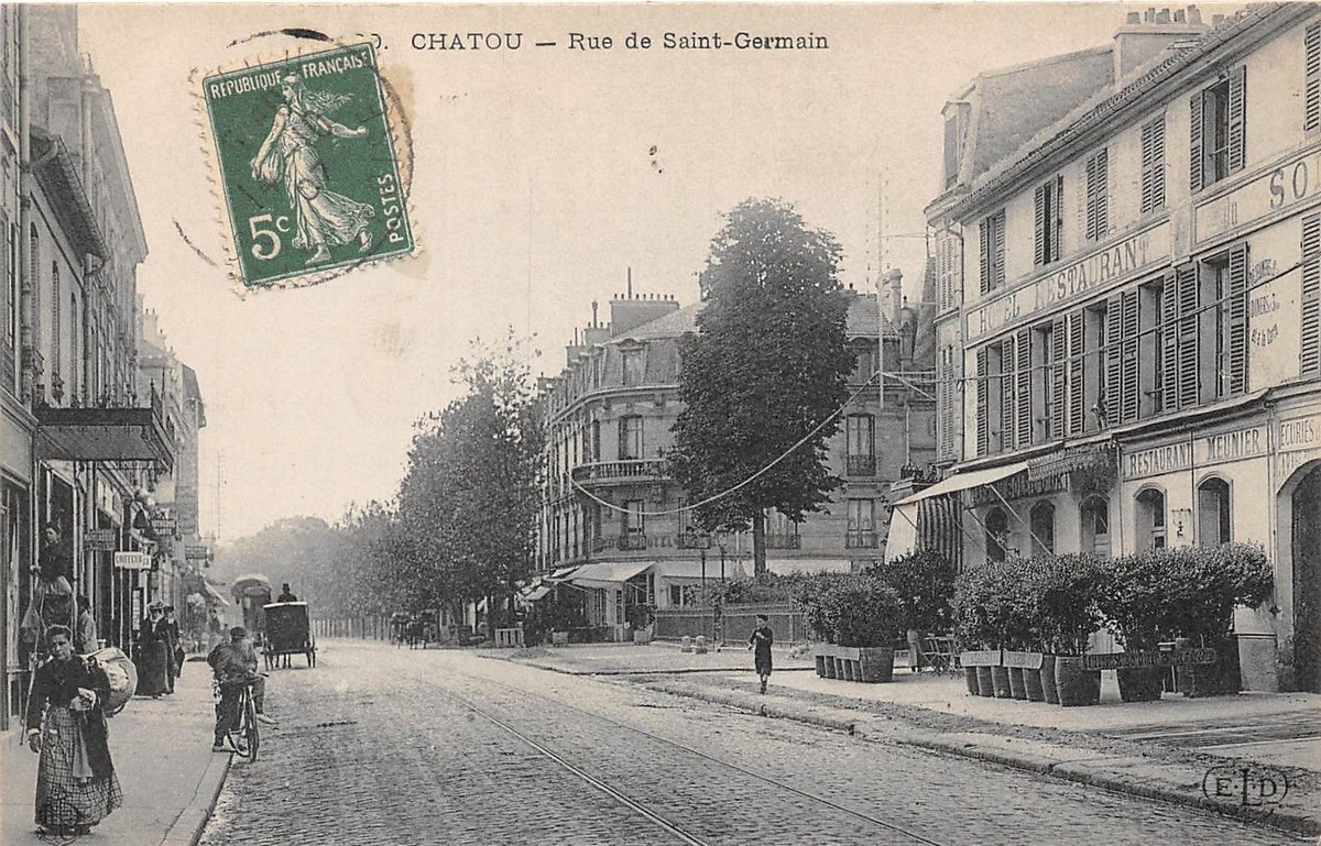 Res 1200_Chatou Mairie 097 Rue de Saint-Germain devant la Mairie circulee 1907.jpg